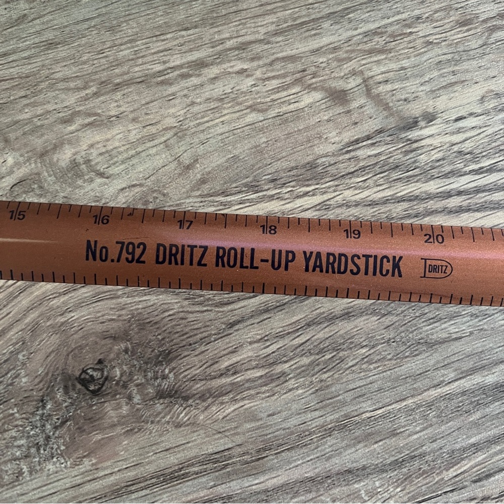Vintage Metal Dritz Roll Up Yardstick No.792 Made in USA